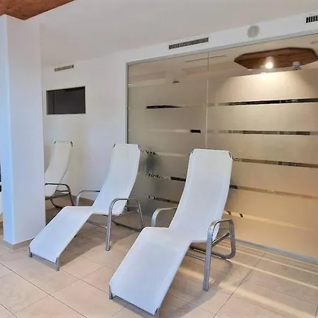 Apartment Sleep Service Mit Pool,sauna,fitness