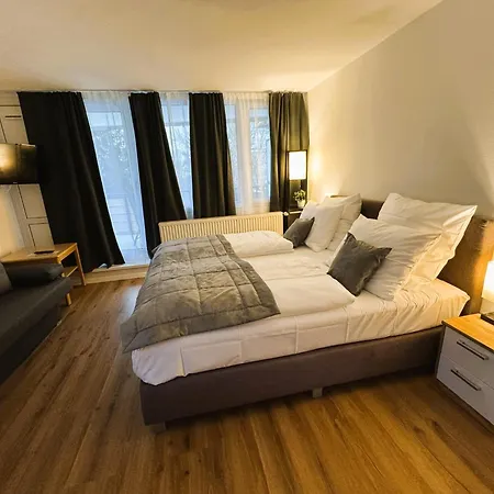 Sleep Service Mit Pool,sauna,fitness Apartamento Sankt Englmar