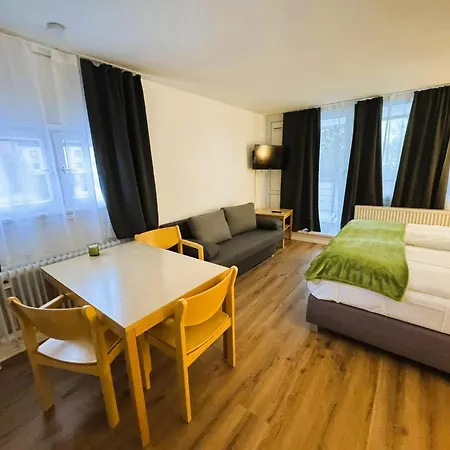Sleep Service Mit Pool,sauna,fitness